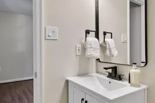 806 Cattail Ln NE, Leesburg, VA 20176 - Photo 27