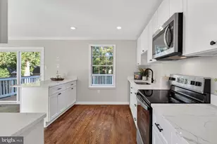 806 Cattail Ln NE, Leesburg, VA 20176 - Photo 13