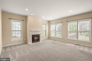 19296 Creek Field Cir, Leesburg, VA 20176 - Photo 19