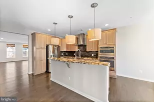 23483 Logans Ridge Terrace, Ashburn, VA 20148 - Photo 5