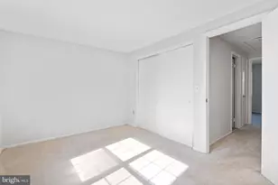 31 Palmer Ct, Sterling, VA 20165 - Photo 15