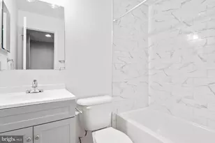 31 Palmer Ct, Sterling, VA 20165 - Photo 17