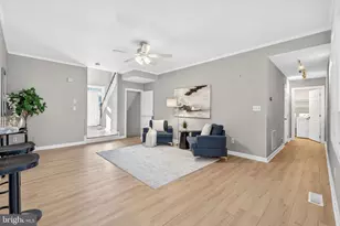 46526 Cedarhurst Dr, Sterling, VA 20165 - Photo 13