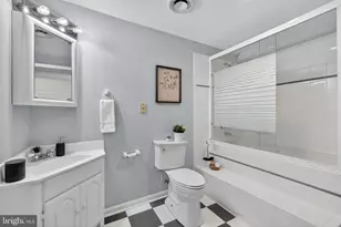 46526 Cedarhurst Dr, Sterling, VA 20165 - Photo 25