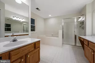 43619 Preddy Ct, Ashburn, VA 20147 - Photo 11