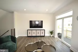 22790 Tawny Pne Sq, Ashburn, VA 20148 - Photo 15