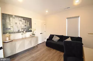 22790 Tawny Pne Sq, Ashburn, VA 20148 - Photo 9