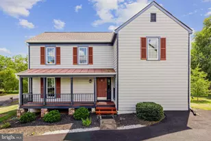 15 Linden Hill Way SW, Leesburg, VA 20175 - Photo 5