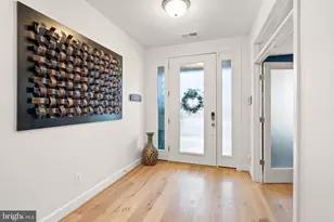 20254 Northpark Dr, Ashburn, VA 20147 - Photo 5