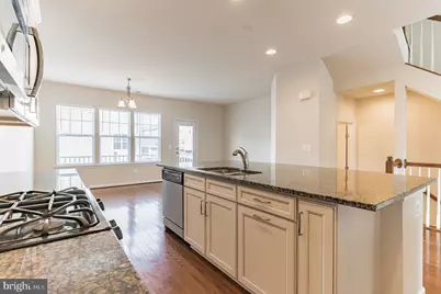 25621 Pleasant Valley Road, Chantilly, VA 20152 - Photo 35