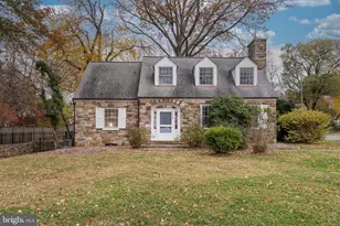 220 S 32nd St, Purcellville, VA 20132 - Photo 1