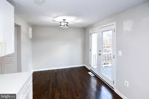 9 Dorrell Ct, Sterling, VA 20165 - Photo 11