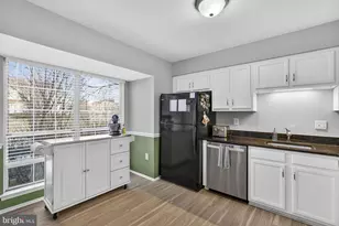 805 Smartts Ln NE, Leesburg, VA 20176 - Photo 5