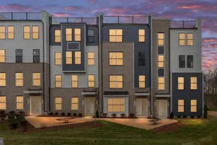 20821 Cloongee Ter, Dulles, VA 20166 - Photo 5