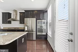 42396 Benfold Square, Brambleton, VA 20148 - Photo 13