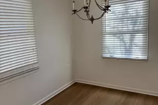 122 Westwick Ct, Sterling, VA 20165 - Photo 9