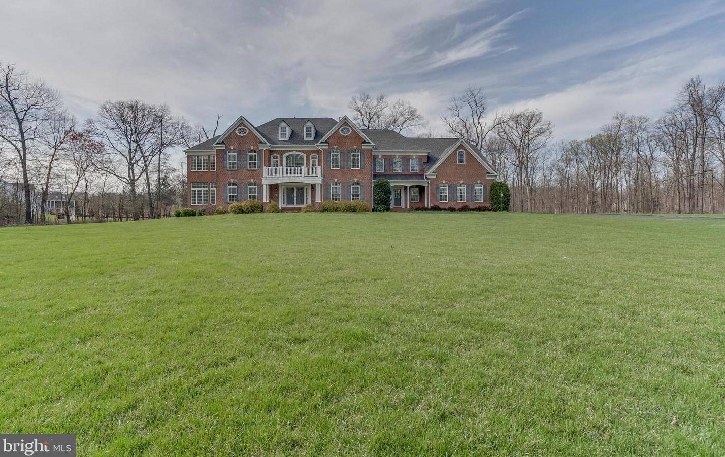 22441 Beaverdam Dr, Ashburn VA  20148-7333 exterior
