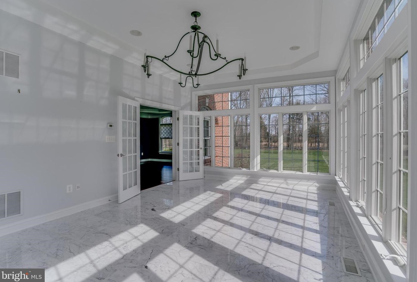 22441 Beaverdam Dr, Ashburn VA  20148-7333 exterior