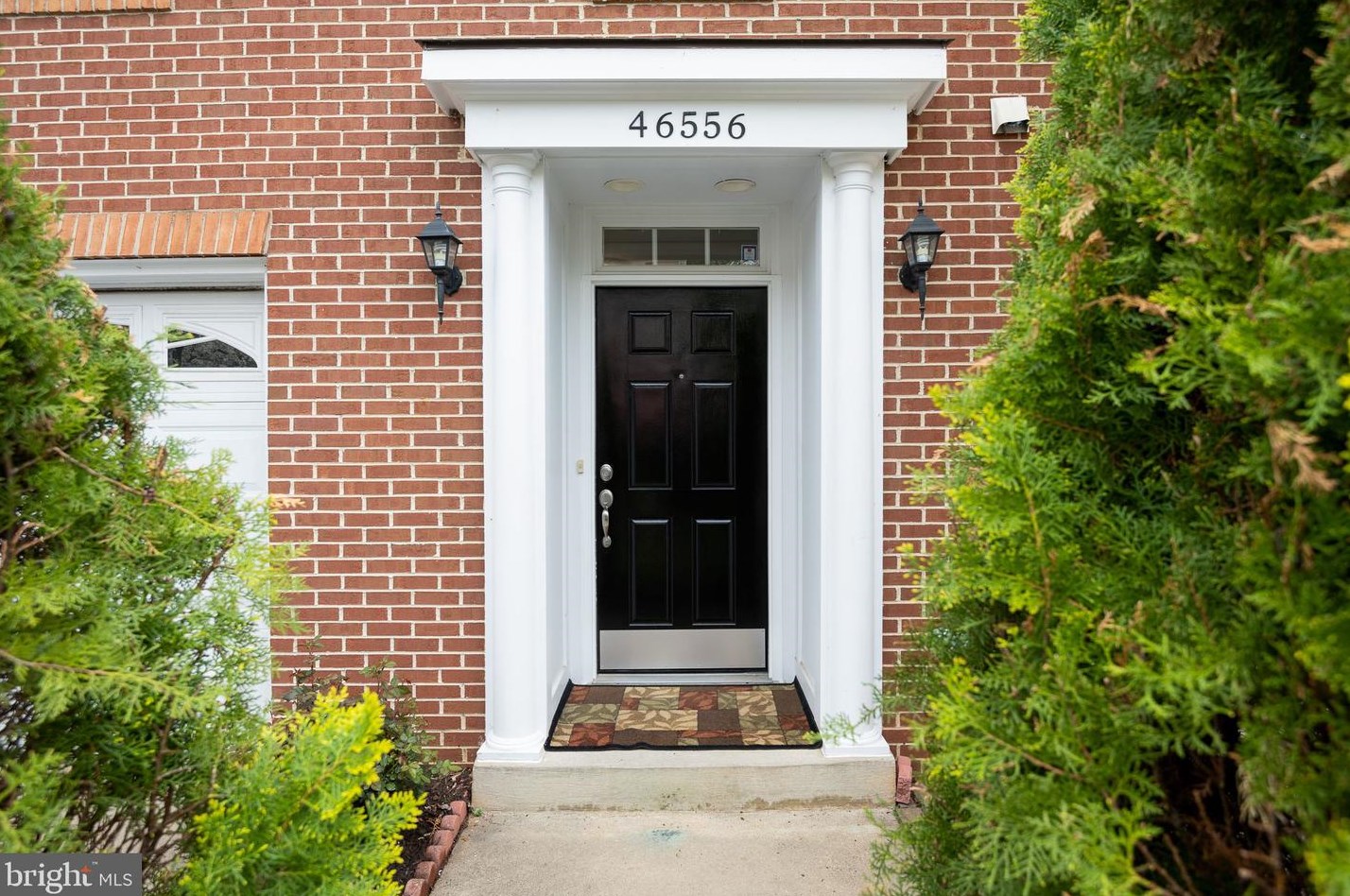 46556 River Meadows Ter, Dulles VA  20165-7219 exterior