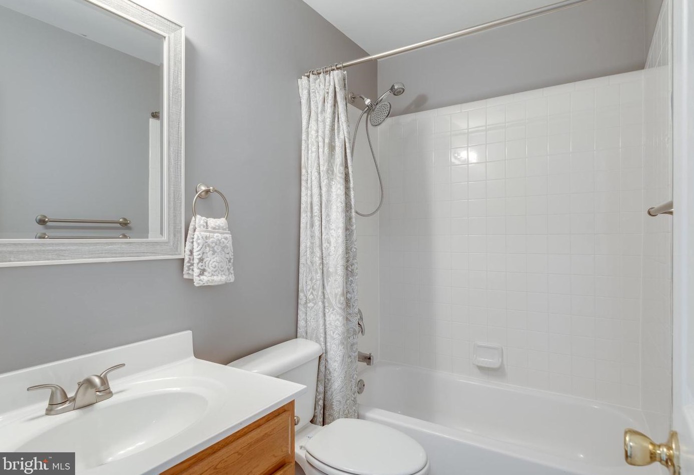 43476 Greenwich Sq, Ashburn VA  20147-4552 exterior