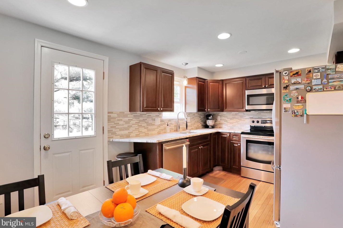 30 Bickel Ct, Dulles VA  20165-5721 exterior