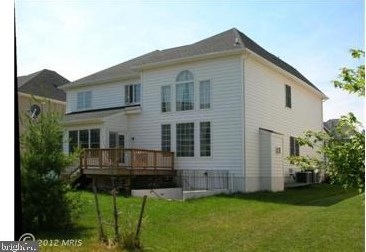 22820 Nichols Farm Way, Ashburn VA  20148-7308 exterior