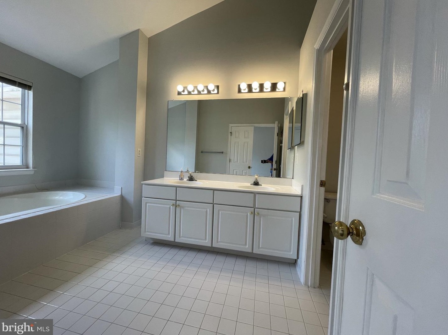 47327 Sterdley Falls Ter, Dulles VA  20165-2473 exterior