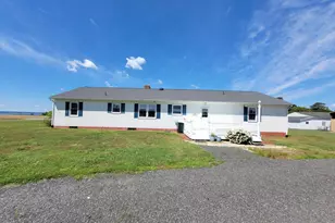 716 Belmont Creek Rd, Lancaster, VA 22503 - Photo 3