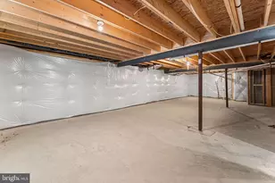 289 Pleasants Ln, Kilmarnock, VA 22482 - Photo 37