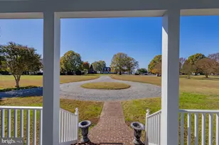 602 Cedar Pointe Dr, Weems, VA 22576 - Photo 7