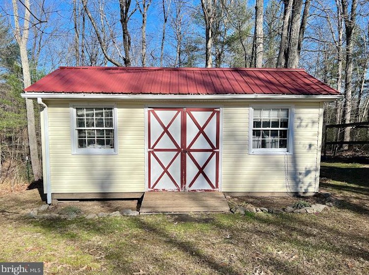 47 Desert Rd, Culpeper VA  22735-3927 exterior
