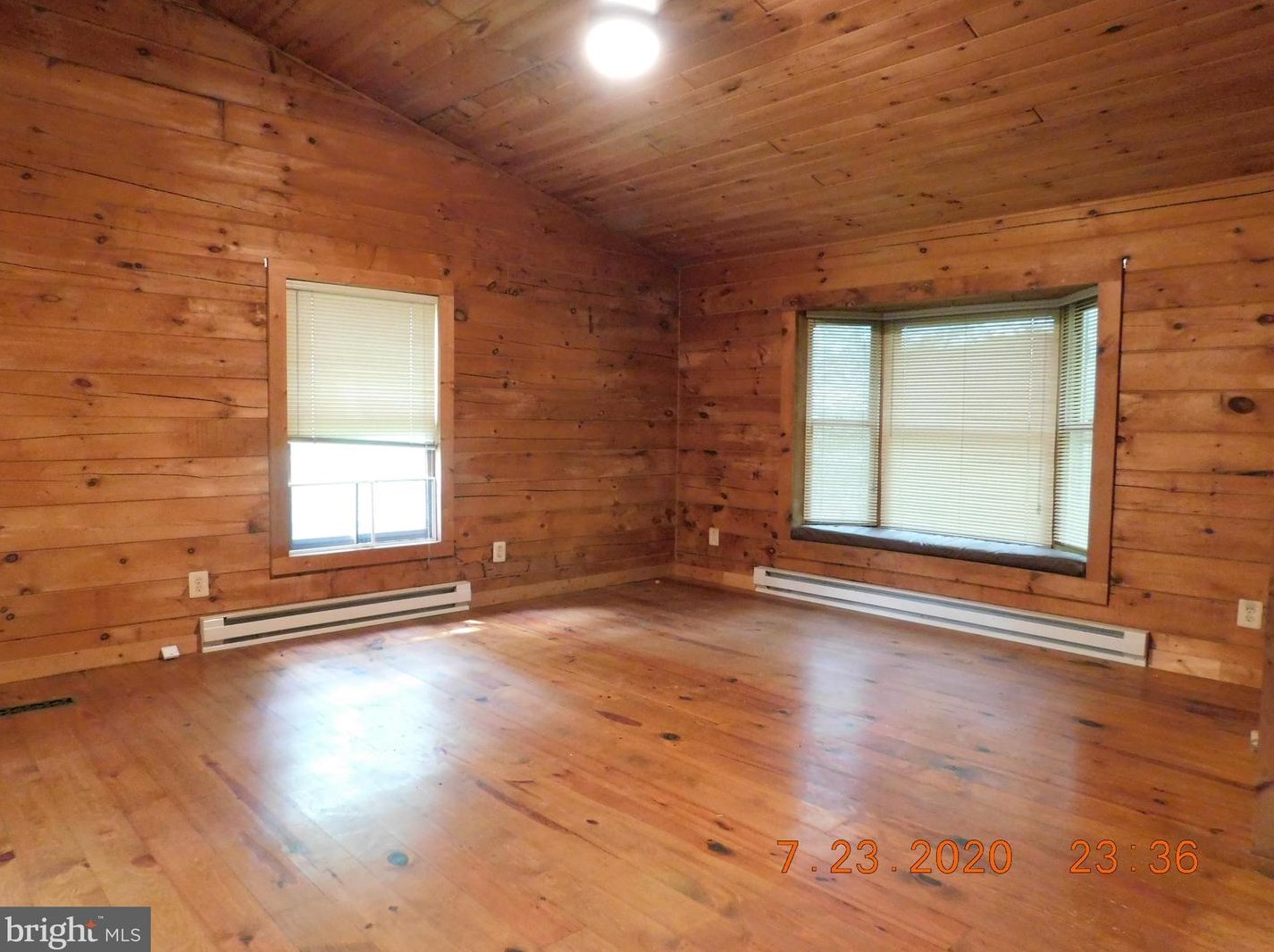 2040 Parish Rd, Culpeper VA  22735-3902 exterior