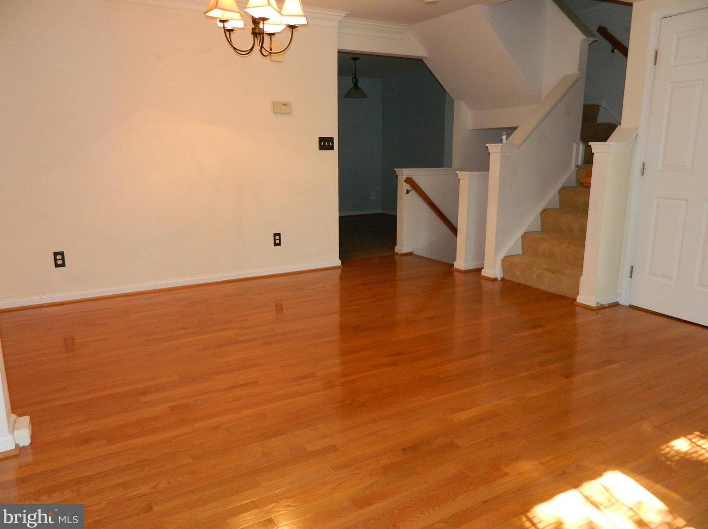 10303 Butternut St, Manassas VA  20110-3822 exterior