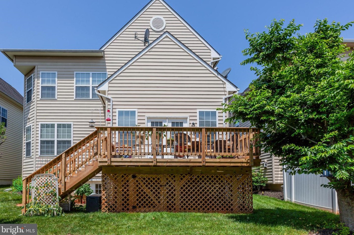 9434 Stilson Dr, Manassas VA  20110-8317 exterior