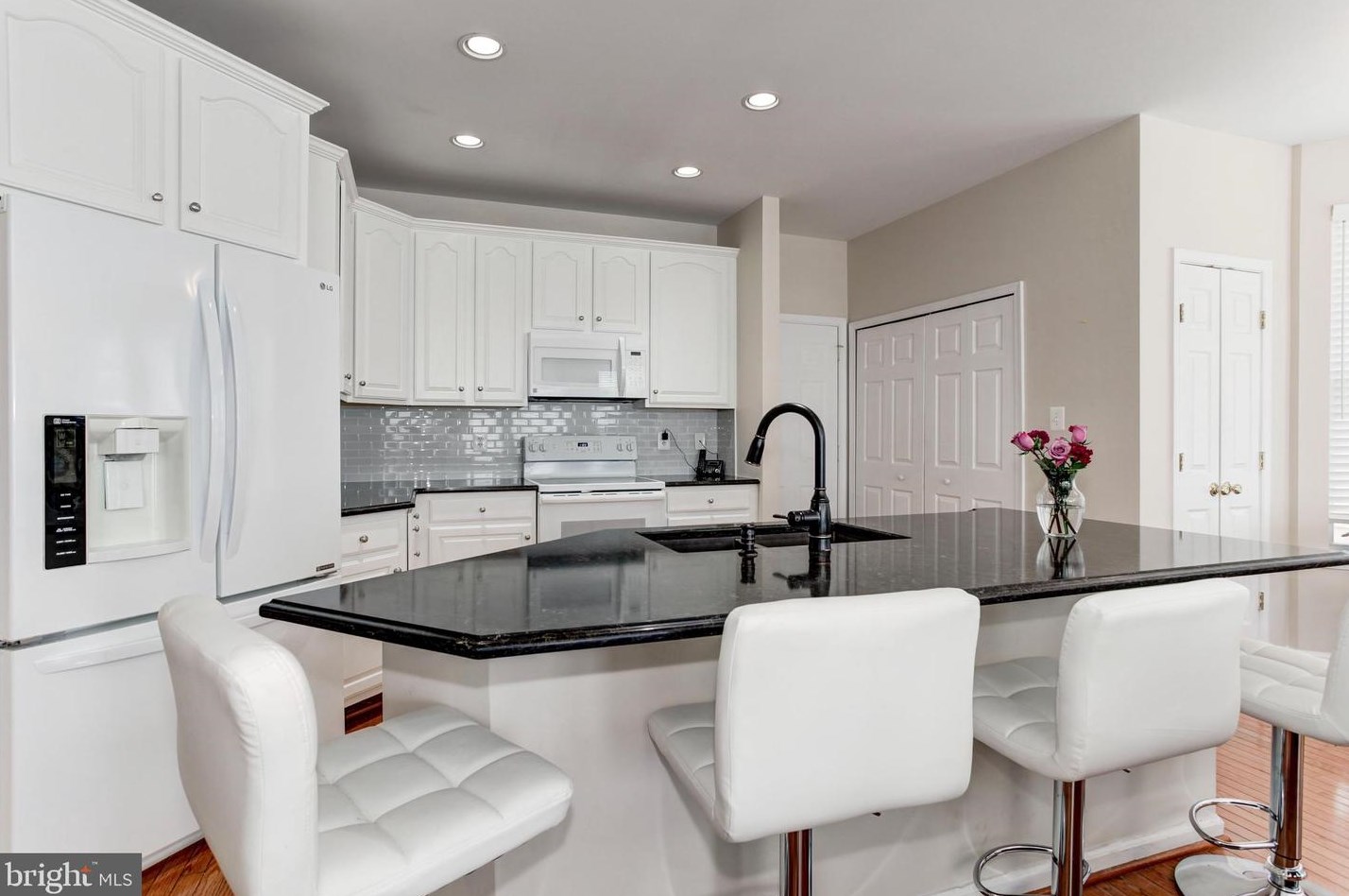 9434 Stilson Dr, Manassas VA  20110-8317 exterior