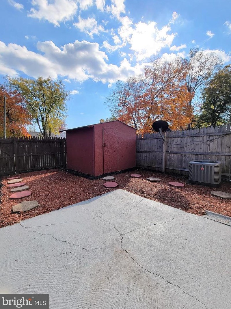 9805 Buckner Rd, Manassas VA  20110-5901 exterior