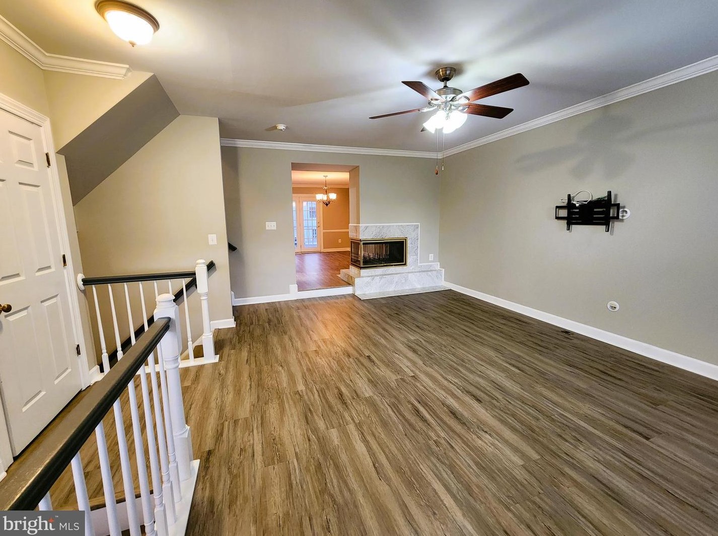 9183 Burnet Ct, Manassas VA  20110-5952 exterior