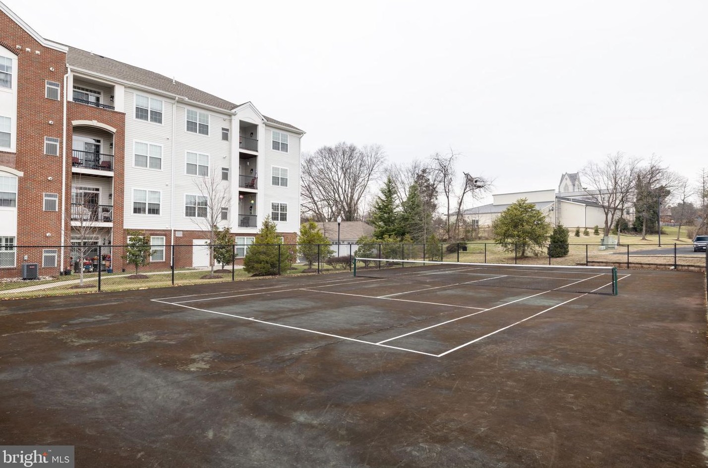 9204 Charleston Dr, Manassas VA  20110-2818 exterior