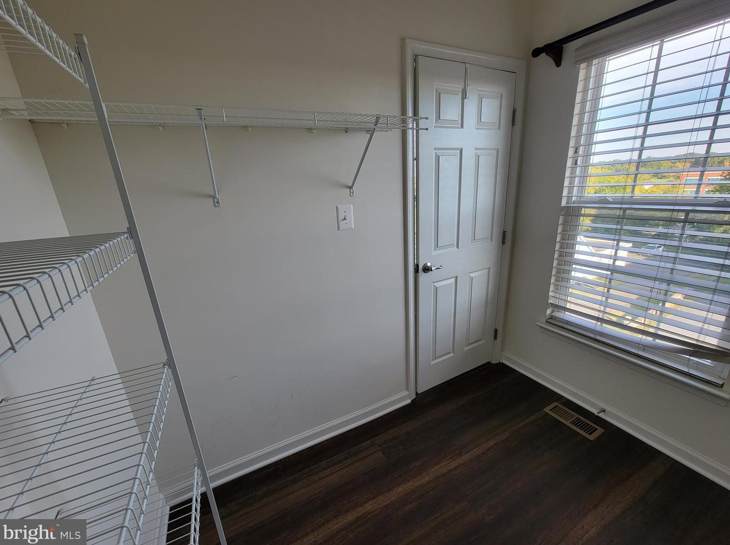 9523 Center St, Manassas VA  20110-5519 exterior