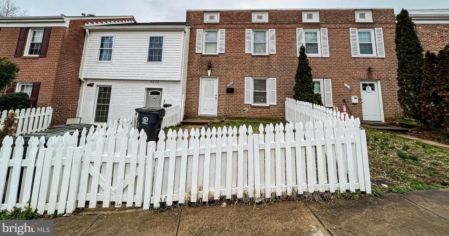 9836 Town Ln, Manassas VA  20110-5910 exterior