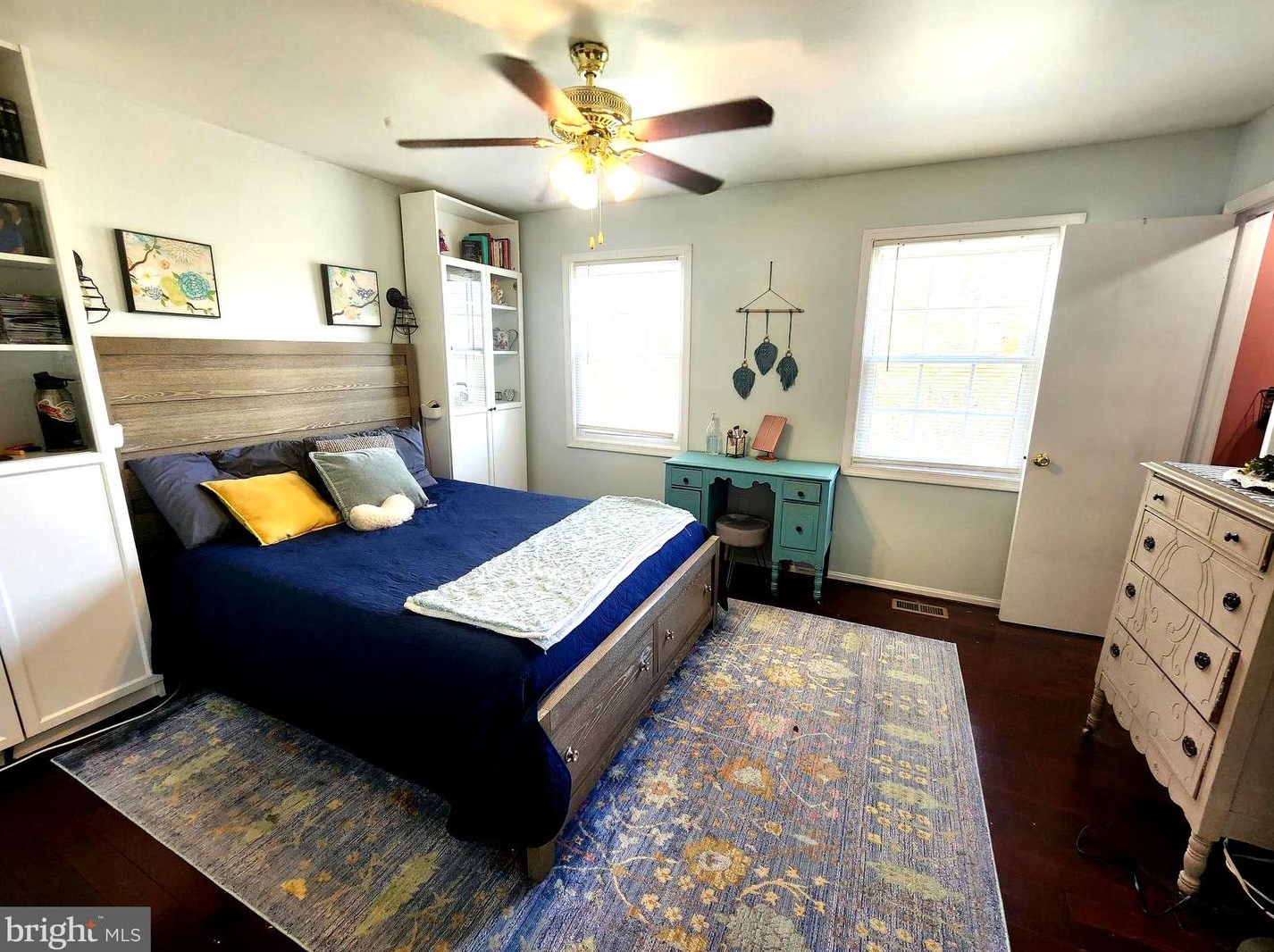 8561 Burlington Ct, Manassas VA  20110-6322 exterior