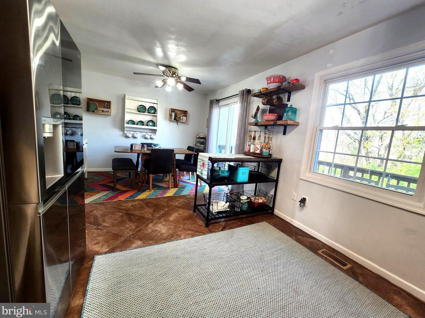 8561 Burlington Ct, Manassas VA  20110-6322 exterior