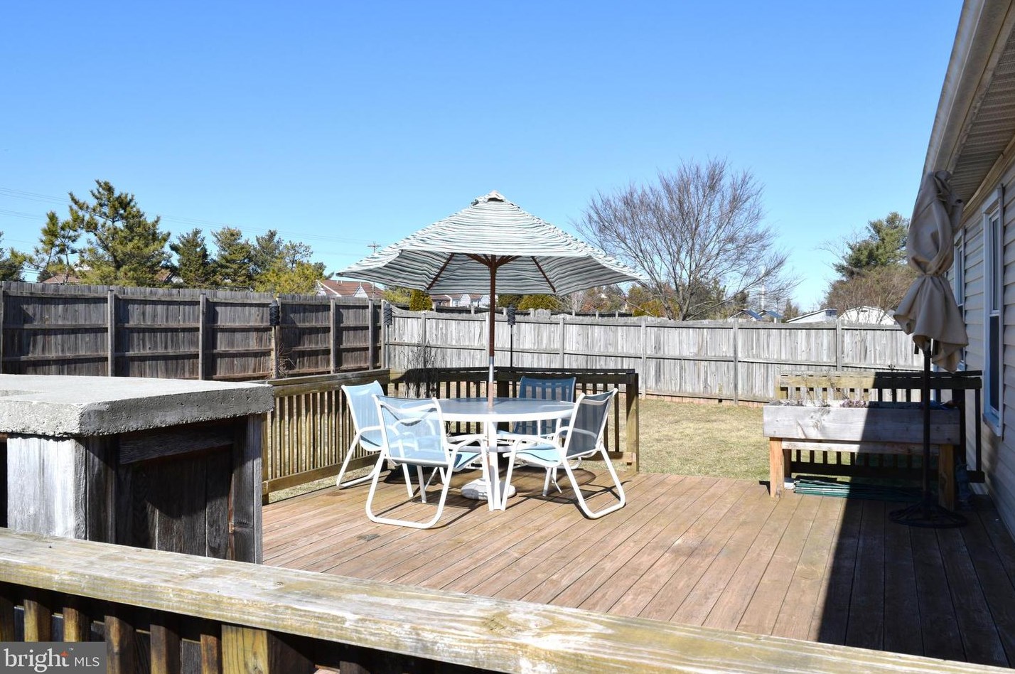 8910 Sweetbriar St, Manassas VA  20110-3818 exterior