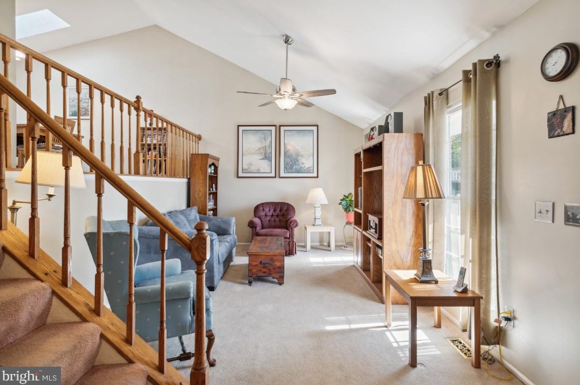 10123 Wimbledon Ct, Manassas VA 20110-2186 exterior