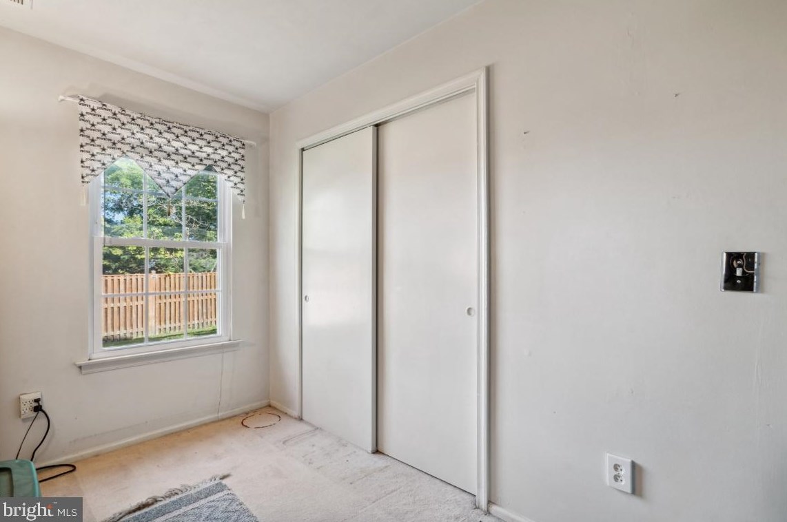 10123 Wimbledon Ct, Manassas VA 20110-2186 exterior