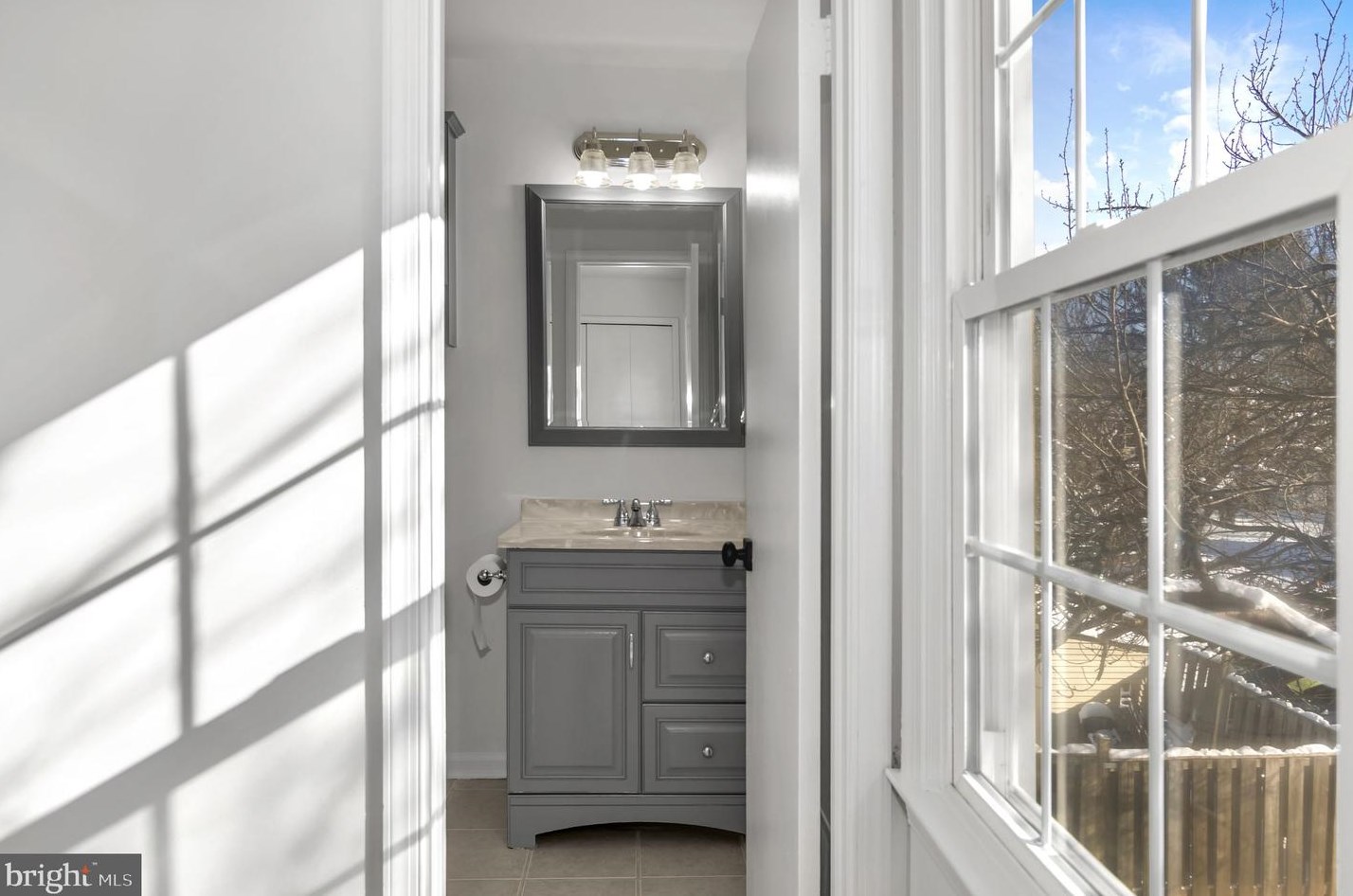 9007 Miles Pl, Manassas VA 20110-4210 exterior