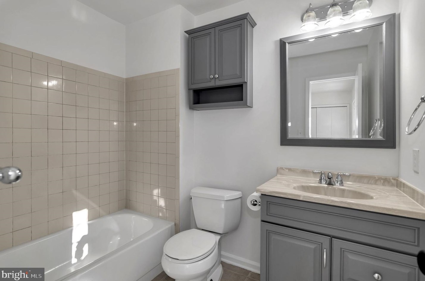 9007 Miles Pl, Manassas VA 20110-4210 exterior