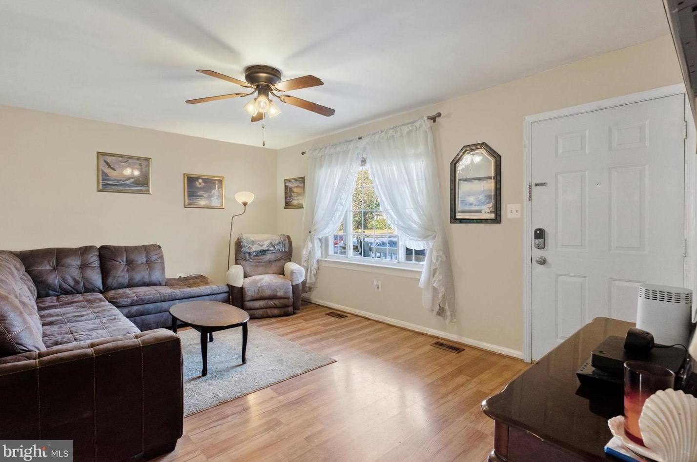 9193 Winterset Dr, Manassas VA 20110 exterior