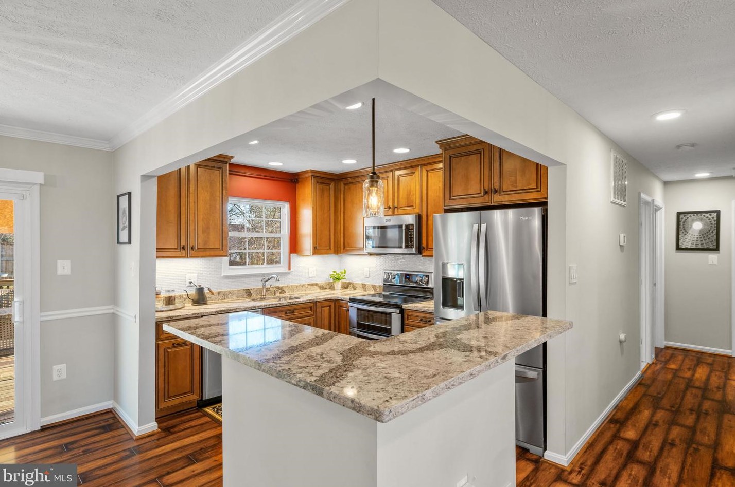 9611 Cloverhill Rd, Manassas VA  20110-2753 exterior