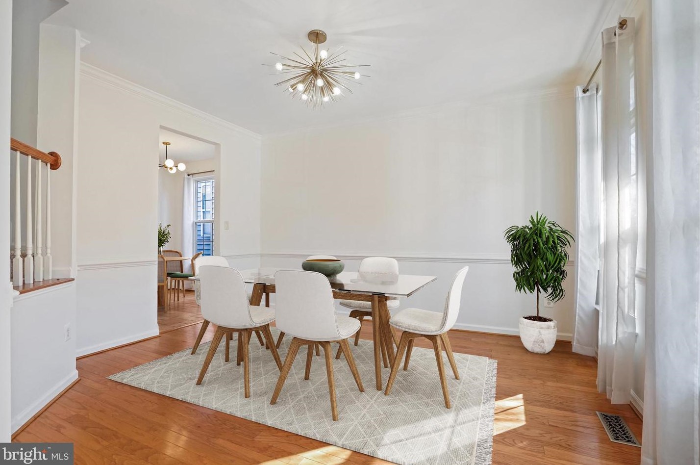 8214 Warfield St, Manassas VA  20110-3006 exterior